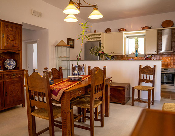 The dining table of Pelagos Residence in Sifnos