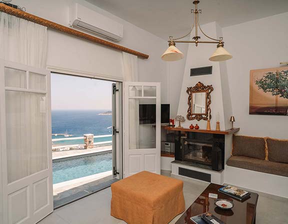 Salon avec vue sur la mer