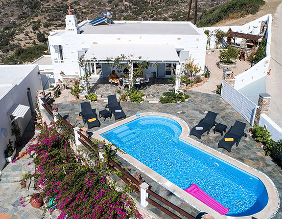 Villa Pelagos with pool in Sifnos